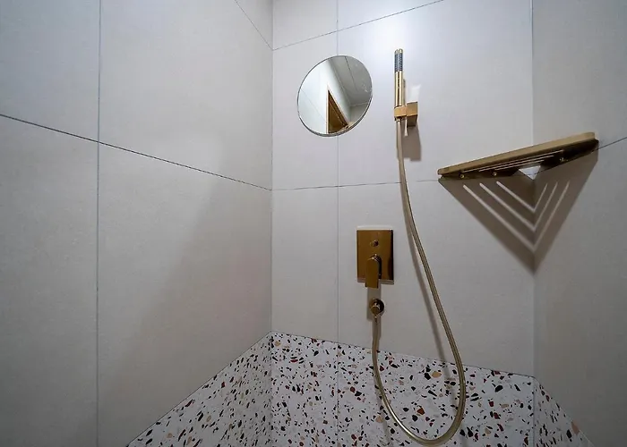 Classy Hotel 2*